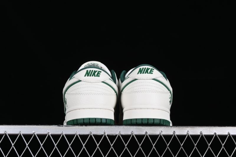 Nike Dunk Shoes